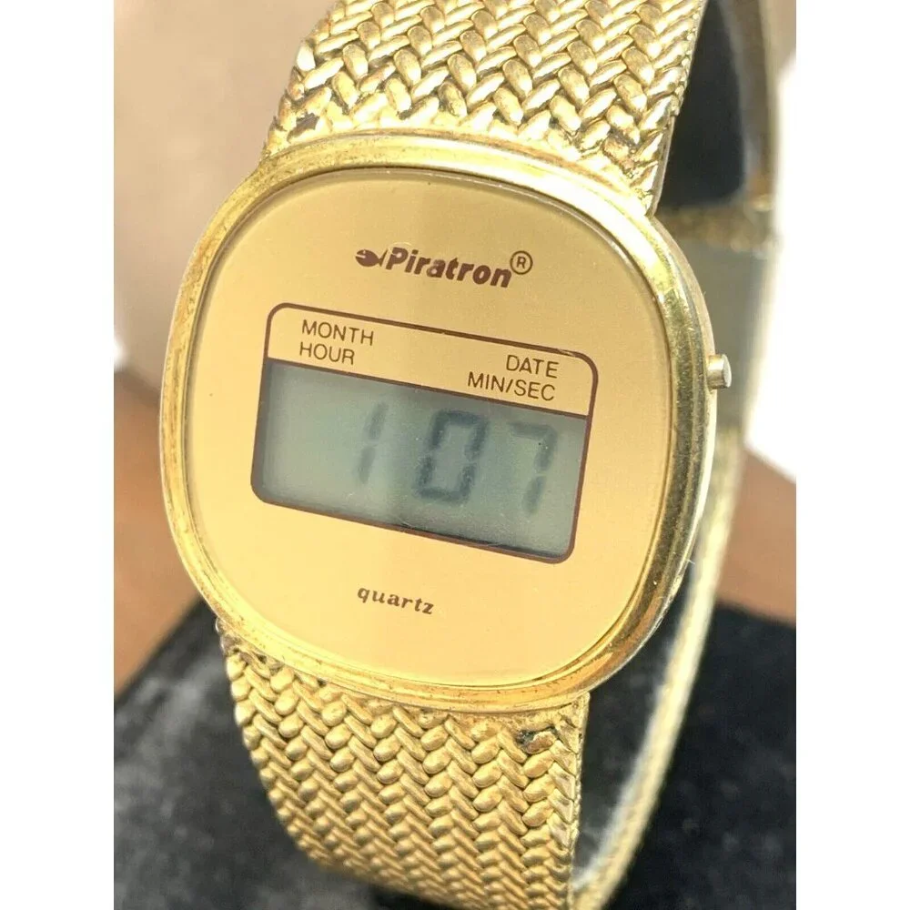 Piratron men watch